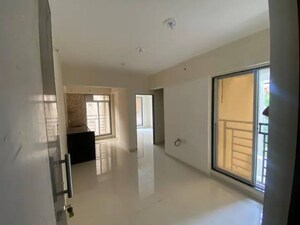 Room in 2 BHK Apartment at Vipul Lavanya, Sector 81 – for Rent