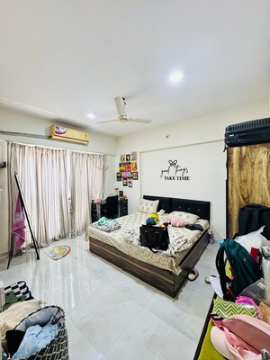 Bedroom in 2 BHK Apartment at Yash Orion, Goregaon East – for Rent