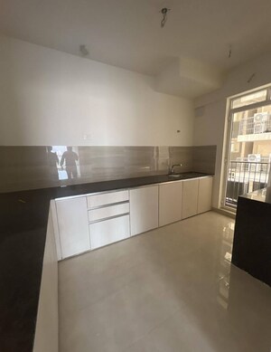 Kitchen in 3.5 BHK Apartment at Indiabulls One Indiabulls, Pokhran Road No Two – for Rent