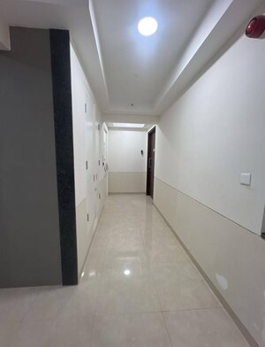  3.5 BHK Apartment at Indiabulls One Indiabulls, Pokhran Road No Two – for Rent