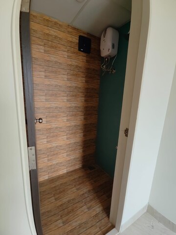 Room in 1 BHK Apartment at Lodha Crown Quality Homes, Majiwada – for Rent