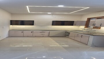 Furnished Amenities in 4 BHK Independent House at Ghazipur – for Sale