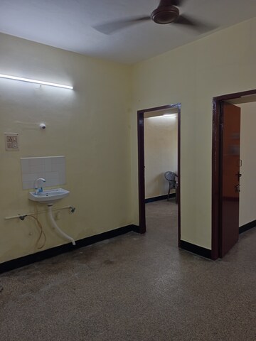  2 BHK Apartment at Thiruvanmiyur – for Rent