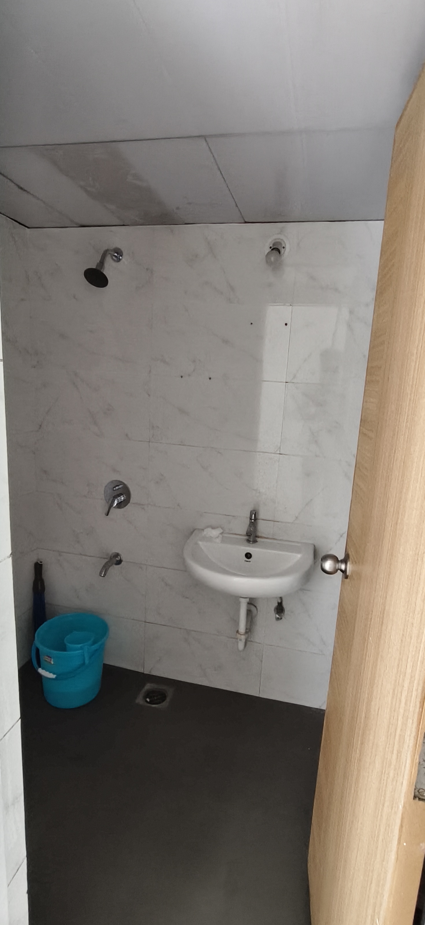 Bathroom in 2 BHK Apartment at Wadgaon Sheri – for Rent