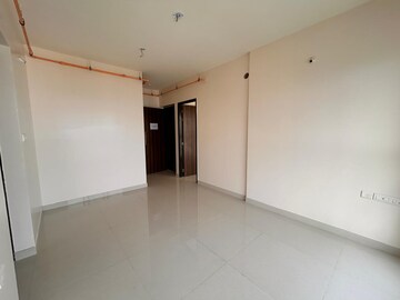 Room in 2 BHK Apartment at Sheth Avante, Kanjurmarg West – for Rent