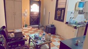 Team Area in 2 BHK Apartment at Mahagun Mansion I and II, Vaibhav Khand – for Rent