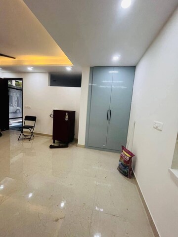 Room in 1 RK Builder Floor at Saket – for Rent