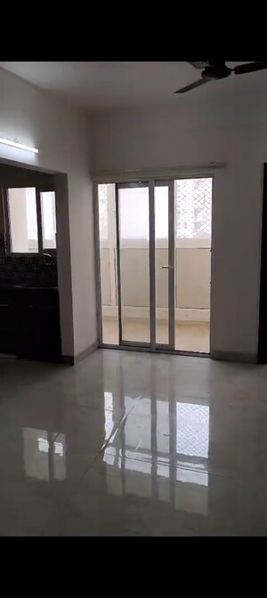 Room in 2 BHK Apartment at VVIP Mangal, Raj Nagar Extension – for Rent