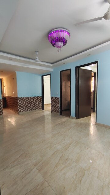 Room in 2 BHK Builder Floor at Palam Vihar – for Rent