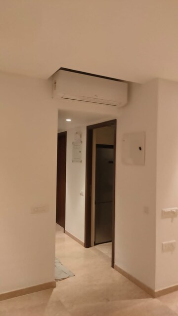  2 BHK Apartment at Hiranandani Castle Rock, Powai – for Rent