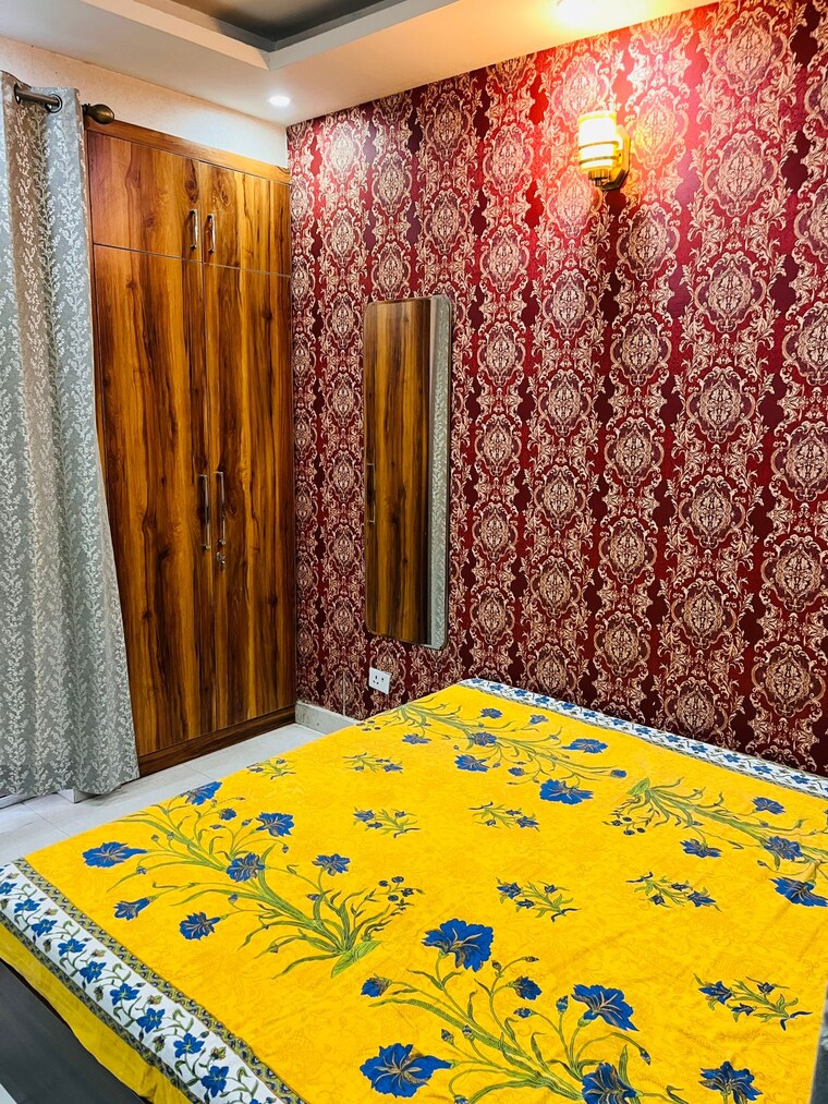 Bedroom, sector 22 4 Bedroom 1900 Sq.Ft. Apartment In Sector 22 Gurgaon 9692478