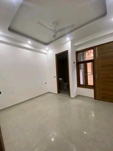2 BHK Builder Floor For Rent in Chattarpur