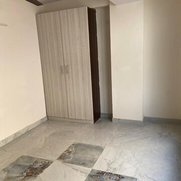 Room in 1 BHK Builder Floor at Chattarpur – for Rent