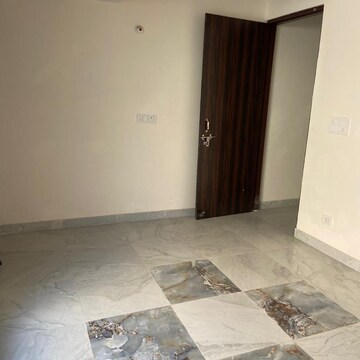 Room in 1 BHK Builder Floor at Chattarpur – for Rent