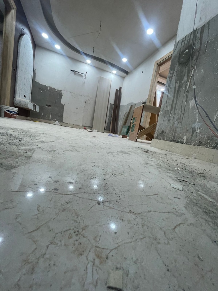  Parking, sector 23 4 Bedroom 1900 Sq.Ft. Apartment In Sector 23 Gurgaon 9692735