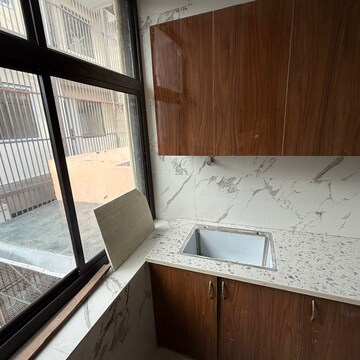 Kitchen in 1 RK Builder Floor at Dlf Phase I – for Rent