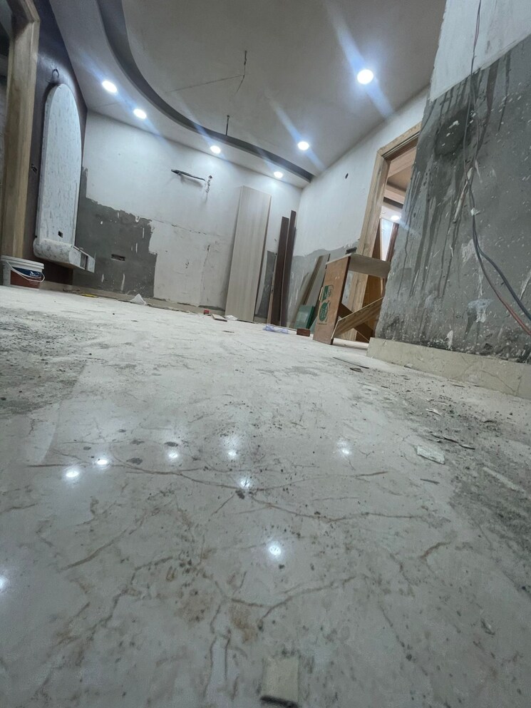  Parking, sector 23 4 Bedroom 1900 Sq.Ft. Apartment In Sector 23 Gurgaon 9692855