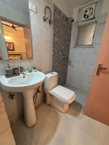 Bathroom in 2.5 BHK Apartment at Nirala Greenshire, Sector 2 Greater Noida – for Sale