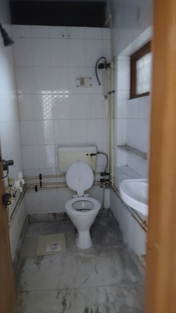 Bathroom in 3 BHK Independent House at Sector 55 – for Rent