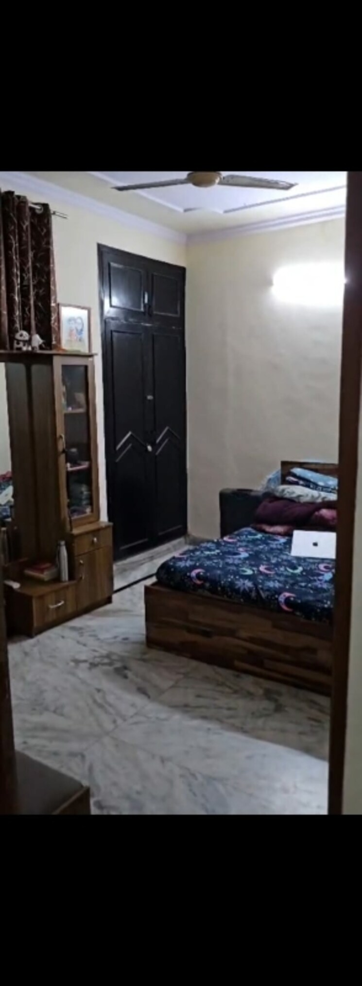 Bedroom, green fields colony 3 Bedroom 200 Sq.Yd. Builder Floor In Green Fields Colony Faridabad 9693033