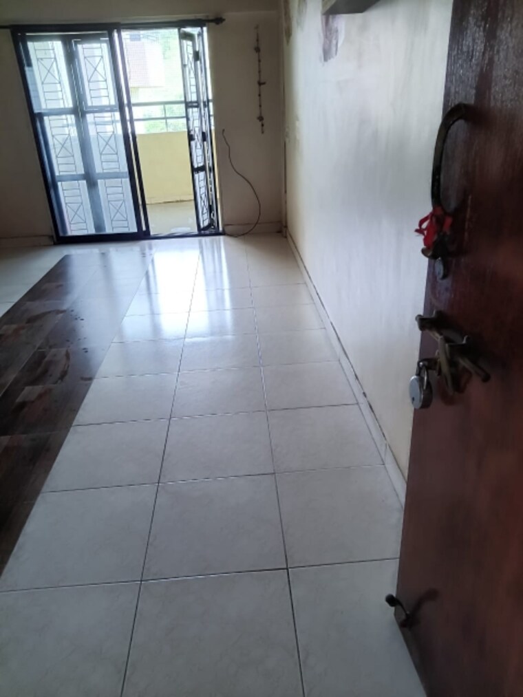 Room, kothrud 2 Bedroom 1100 Sq.Ft. Apartment In Kothrud Pune 9693082