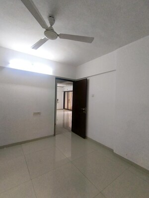 2 BHK Apartment For Rent in Mahavir Anant, Ulwe