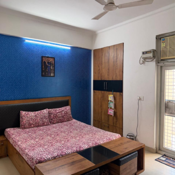 Bedroom in 3.5 BHK Apartment at Amrapali Eden Park, Sector 51 – for Rent