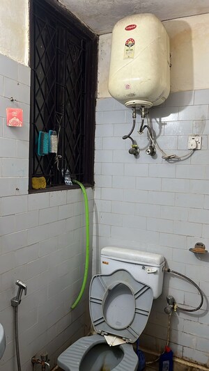 Bathroom in 1 BHK Builder Floor at Kalkaji – for Rent