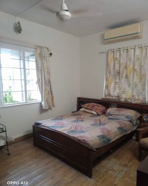 Bedroom in 2 BHK Apartment at Anand Bhavan Vile Parle West, Vile Parle West – for Rent