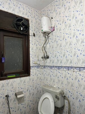 Attached Bathroom in 1 BHK Builder Floor at Kalkaji – for Rent