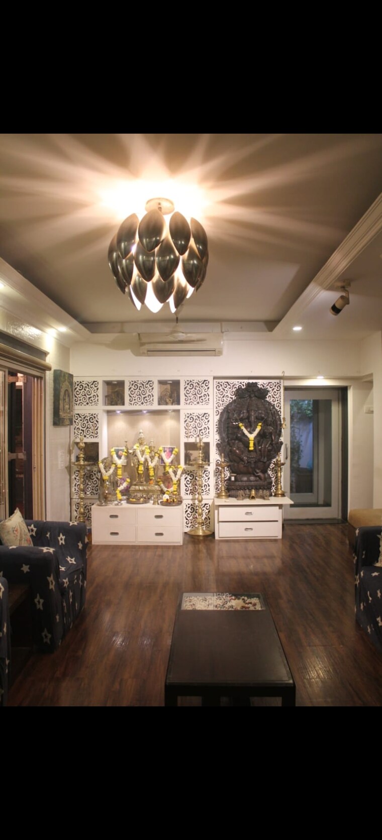 Living Room, golden-beach-society 6 Bedroom 5500 Sq.Ft. Apartment In Juhu Mumbai 9693531