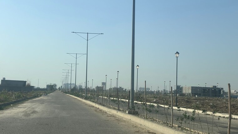 undefined, wave city  1398 Sq.Ft. Plot In Wave City Ghaziabad 9693513