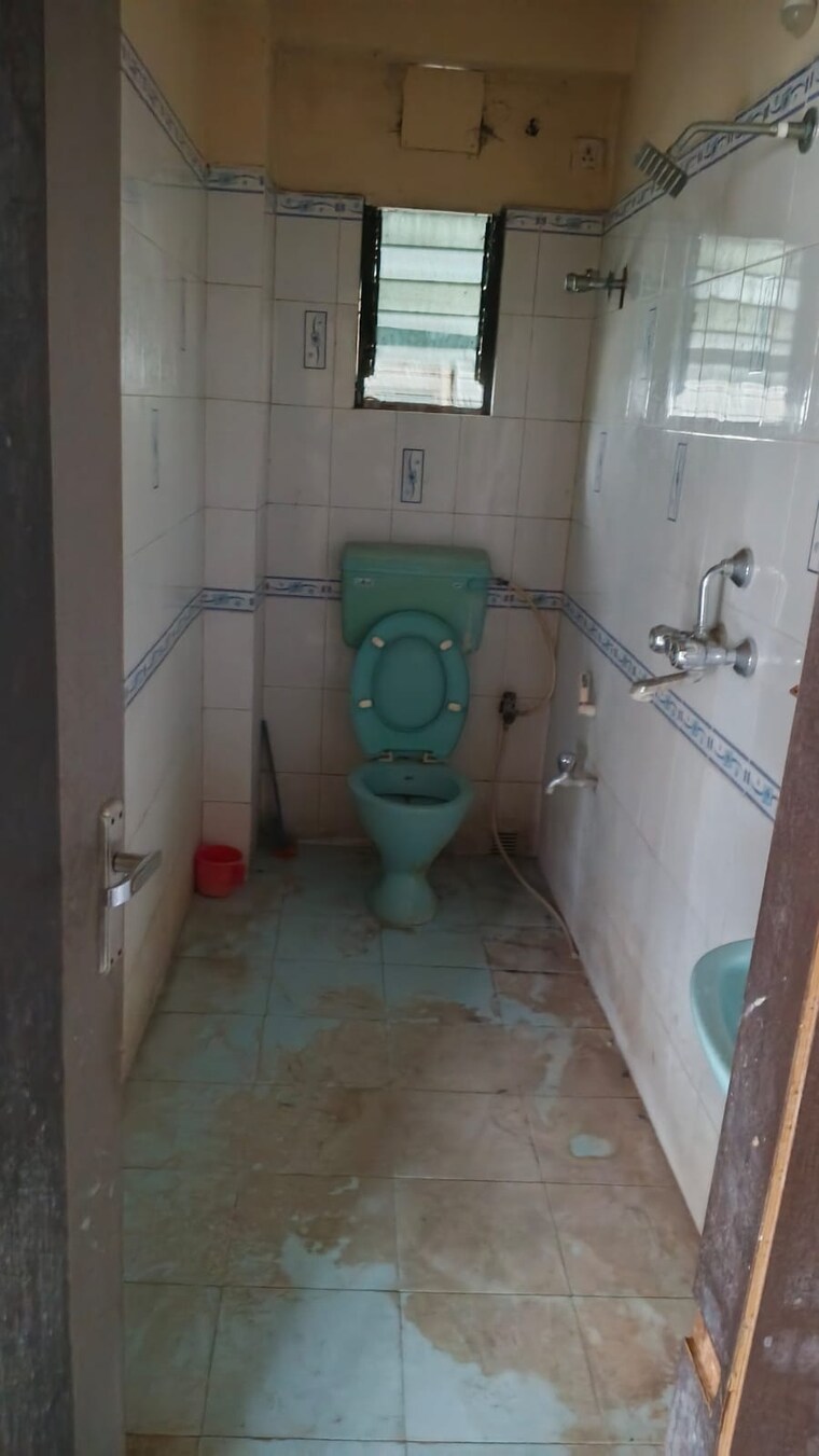 Bathroom, rajarhat 3 Bedroom 1170 Sq.Ft. Apartment In Rajarhat Kolkata 9693526