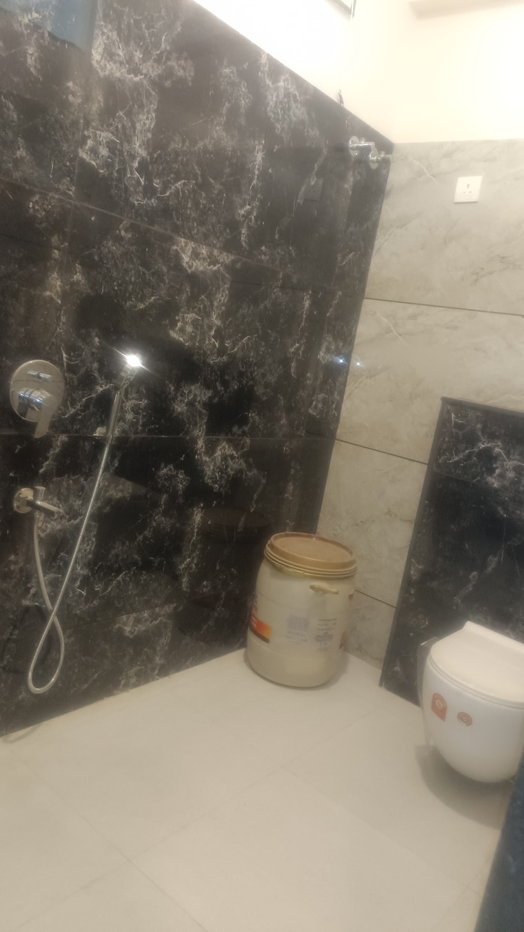  Parking, vasant vihar 5 Bedroom 3000 Sq.Ft. Independent House In Vasant Vihar Indore 9693860