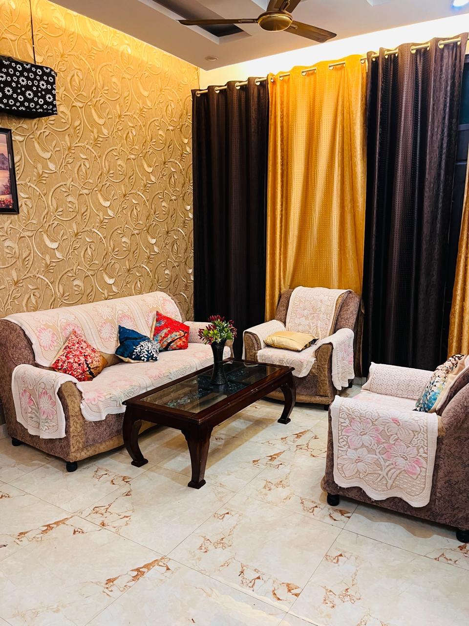 2 BHK + Pooja Room 1500 Sq.Ft. Apartment in Shiva Motia Huys
