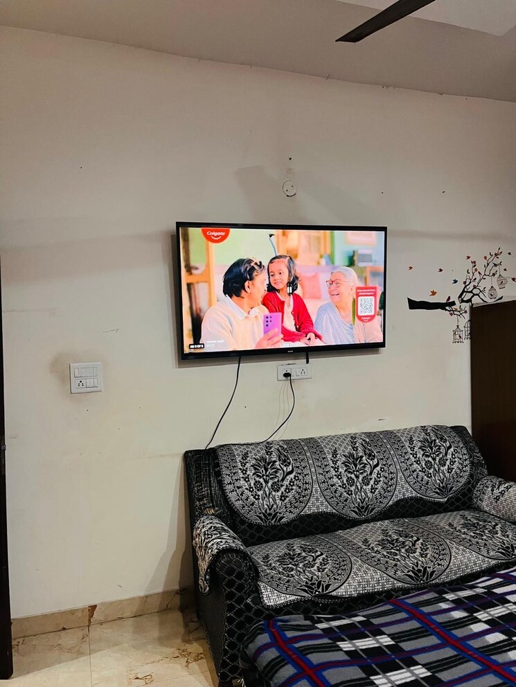 Bedroom, shiva-motia-huys 2 Bedroom 1500 Sq.Ft. Apartment In Pir Machalla Zirakpur 9693678