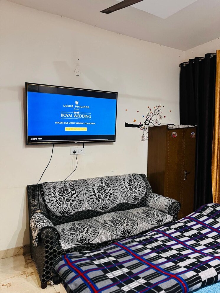 Bedroom, shiva-motia-huys 2 Bedroom 1500 Sq.Ft. Apartment In Pir Machalla Zirakpur 9693678