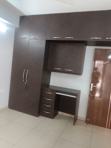 Furnished Amenities in 3 BHK Apartment at Gulshan Bellina, Sector 16 Greater Noida – for Rent