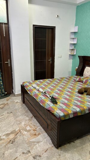 Bedroom in 3 BHK Builder Floor at Jungpura Extension – for Rent