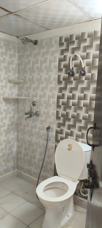 Bathroom in 3 BHK Apartment at Gardenia Golf City, Sector 75 – for Rent