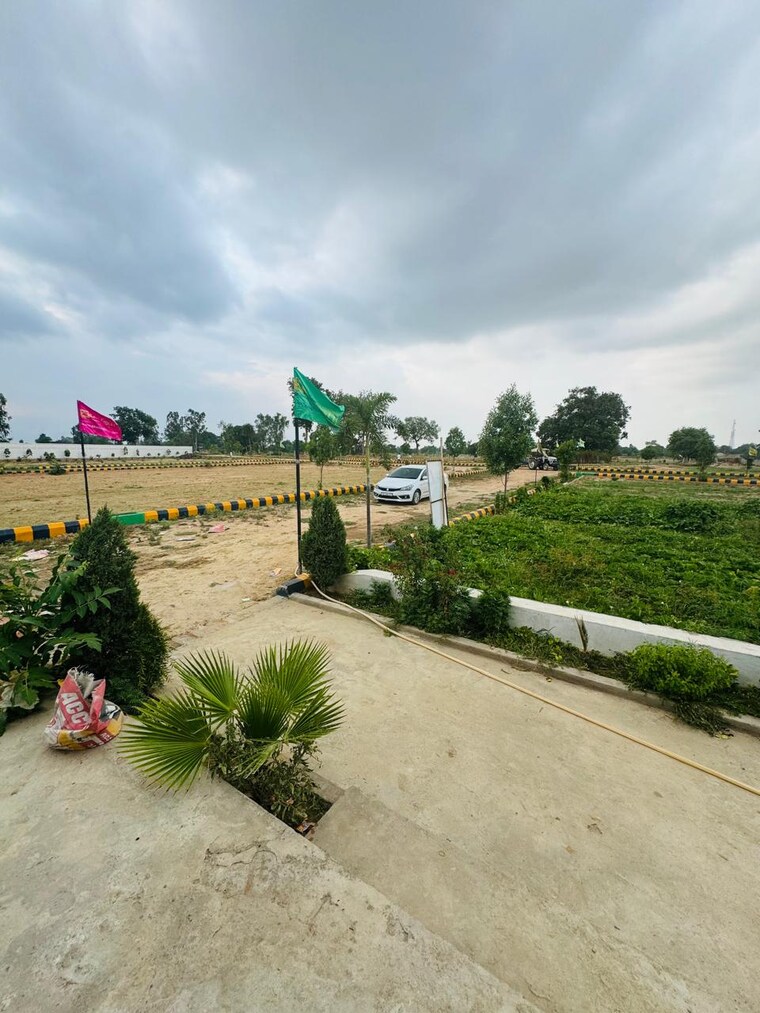 Garden, sultanpur road  1000 Sq.Ft. Plot In Sultanpur Road Lucknow 9693958