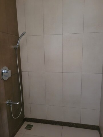 Bathroom in 4 BHK Apartment at Shapoorji Pallonji Vicinia, Powai – for Sale