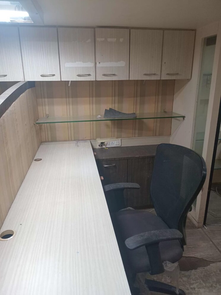 Kitchen, crescent-royale Commercial Office Space 750 Sq.Ft. In Andheri West Mumbai 9694005