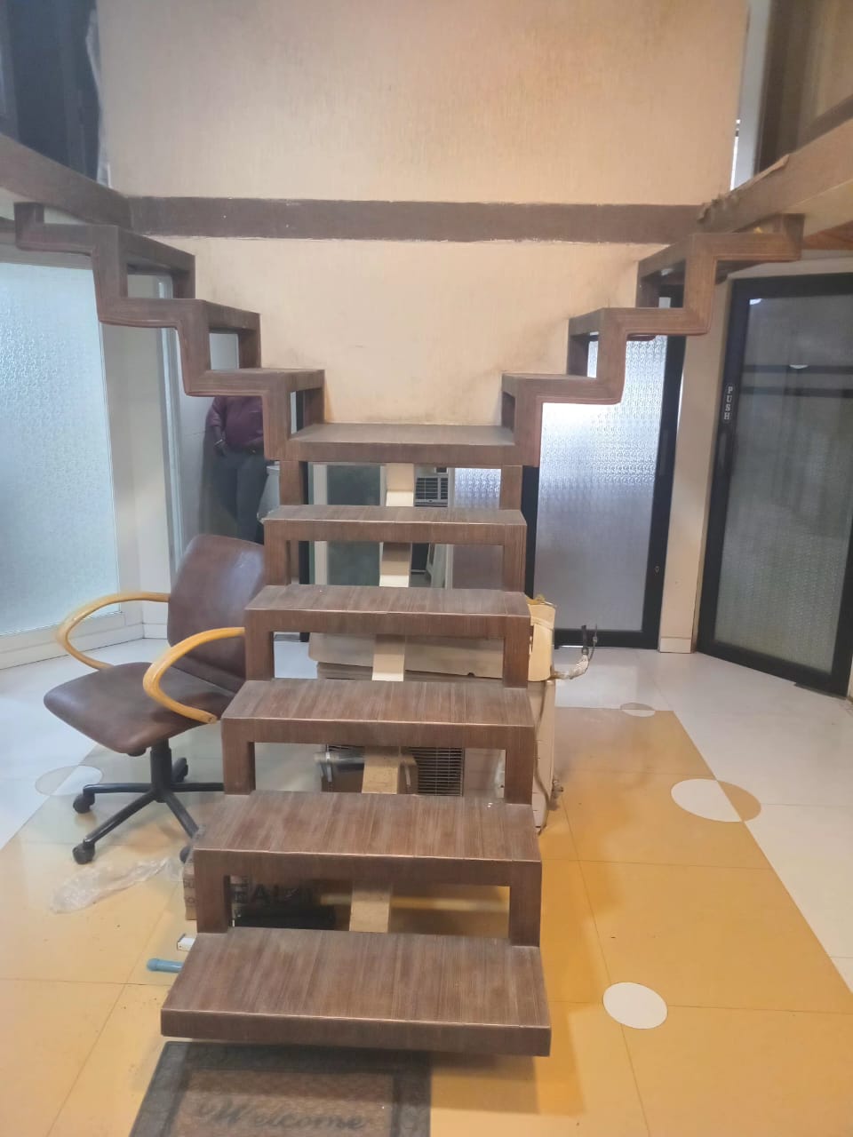 Office Space For Rent in Crescent Royale