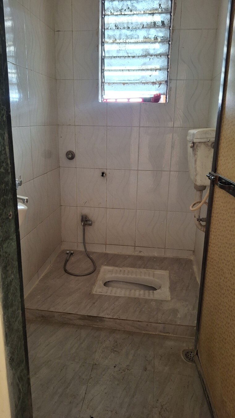 Bathroom, s-h-k-ruby-enclave 2 Bedroom 1000 Sq.Ft. Apartment In Ulwe Navi Mumbai 9694048