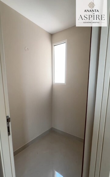 Room in 4 BHK Apartment at Ananta Lifestyle, Lohgarh – for Rent