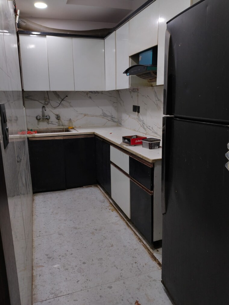 Kitchen, govindpuri 3 Bedroom 900 Sq.Ft. Builder Floor In Govindpuri Delhi 9694186