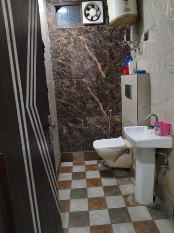 Bathroom in 3 BHK Builder Floor at Govindpuri – for Rent
