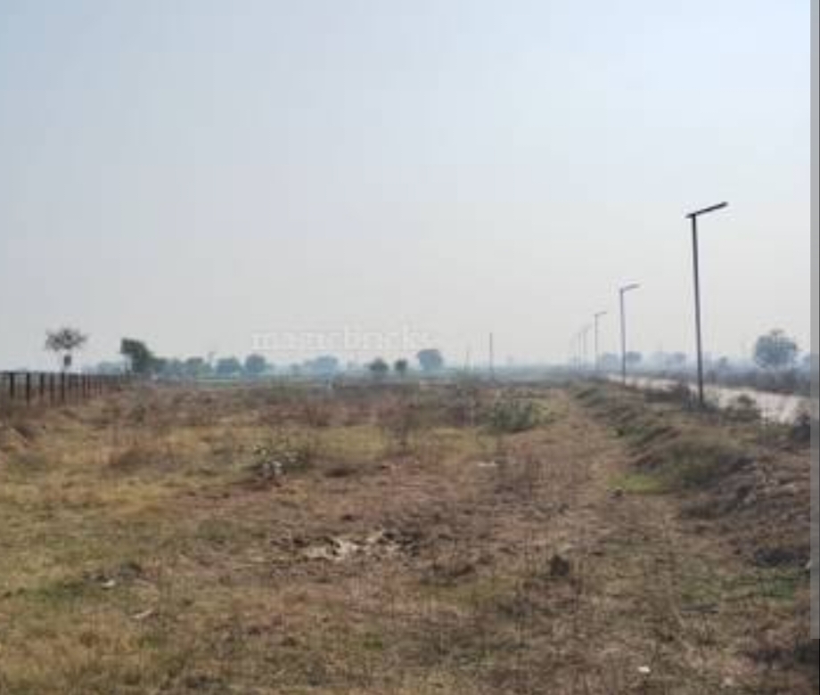 Plot For Sale in Godrej Plot Sector 83 