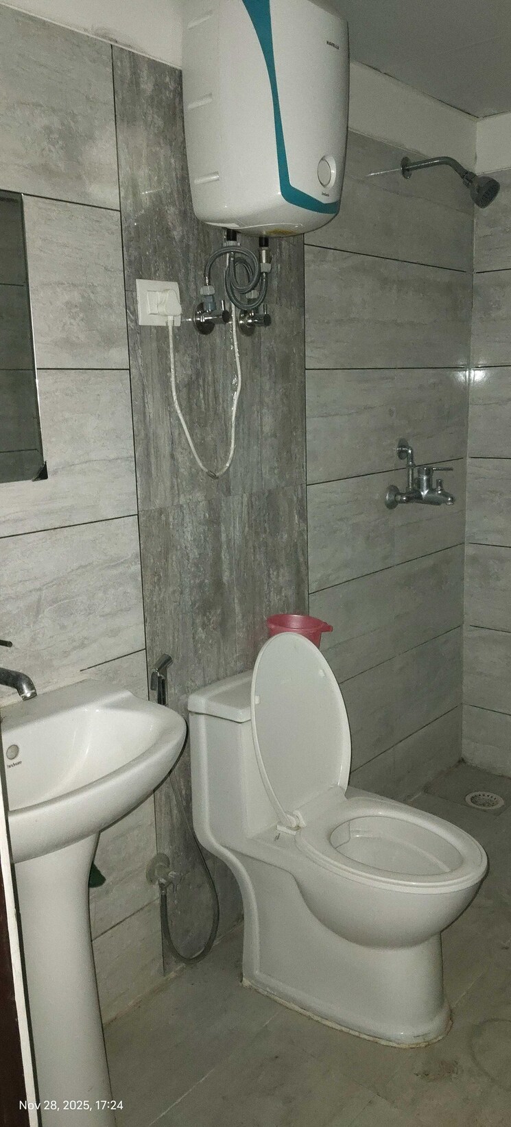 Bathroom, gulshan-bellina 2 Bedroom 1020 Sq.Ft. Apartment In Sector 16 Greater Noida Greater Noida 9694143